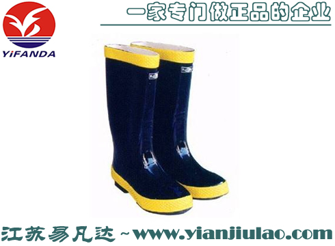 防護(hù)防水膠靴,97款消防靴救援保暖消防靴
